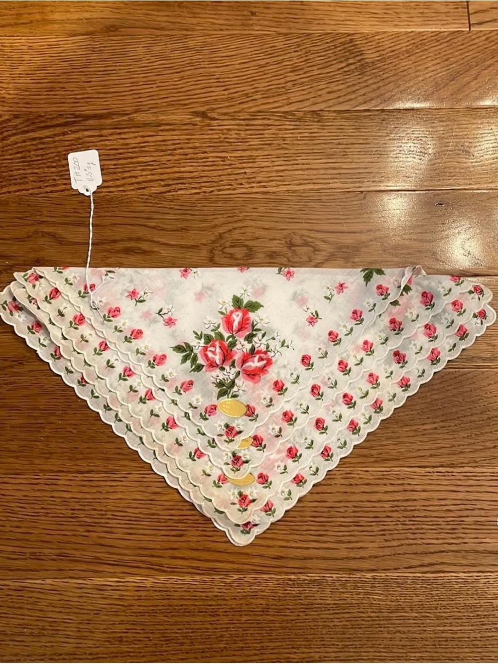 Vintage Rose Design Hankies-Matching Set of 4